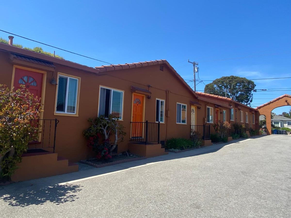 كابيتولا Sunny Cove Motel المظهر الخارجي الصورة
